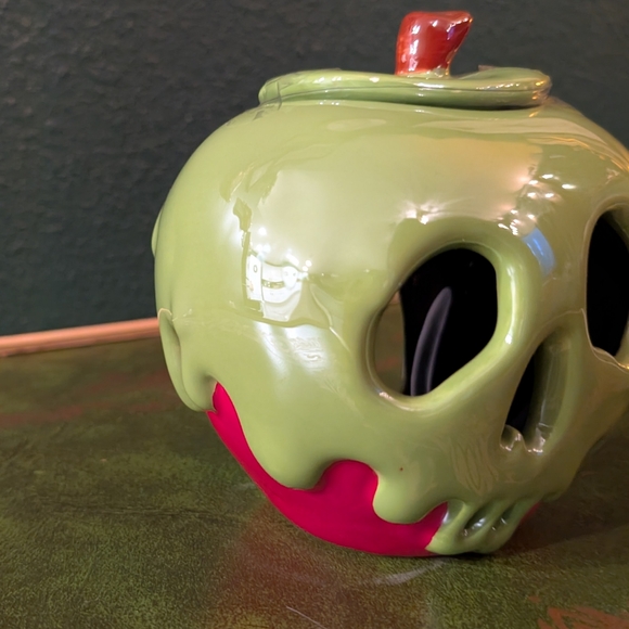 Disney 2020 Poison Apple Candle Holder - Picture 2 of 7